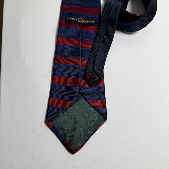 Tommy Hilfiger Red Navy Striped Silk Tie Classic Preppy Business Necktie - Picture 6 of 12